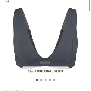 SKIMS SWIM plunge bikini top